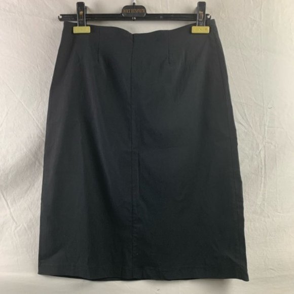 Black Skirt Holt Renfrew - Picture 2 of 7